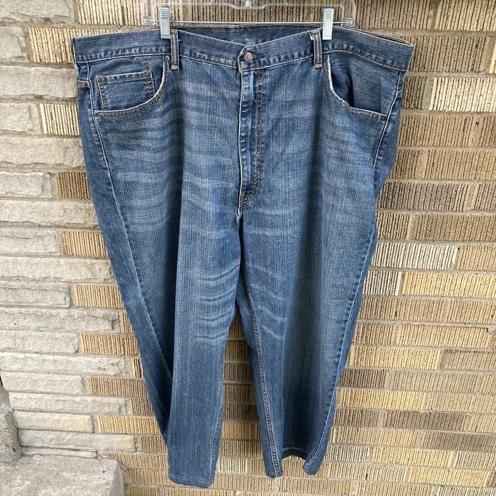 Levi's 550 Jeans Mens 46x30 (FITS SHORT 46X27) Medium Wash Blue Denim Cotton